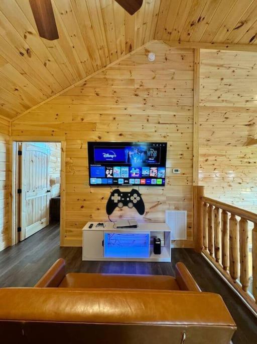 New! Indoor Pool/Ps 5/Hot Tub/Parkway Villa Pigeon Forge Exteriör bild