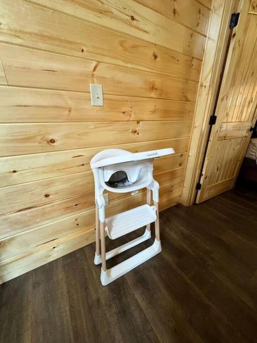New! Indoor Pool/Ps 5/Hot Tub/Parkway Villa Pigeon Forge Exteriör bild